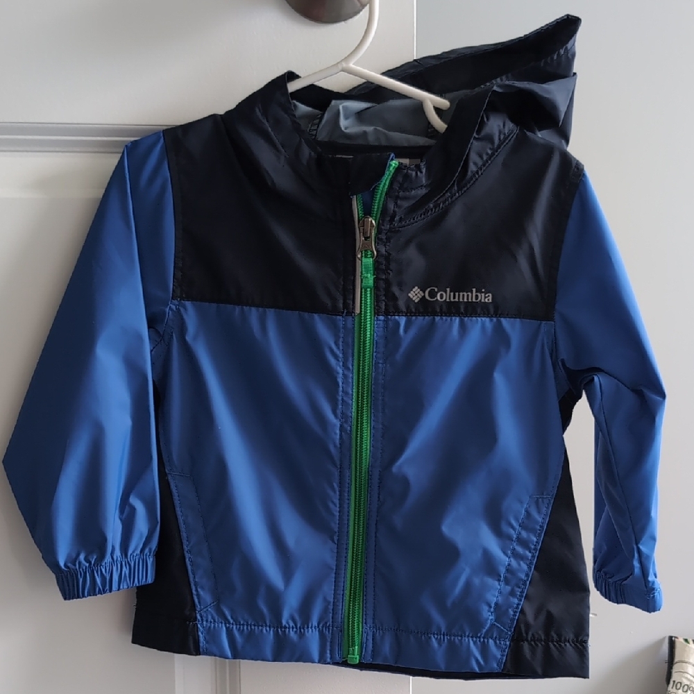 Columbia Two-Tone Blue Jacket with Green Zipper